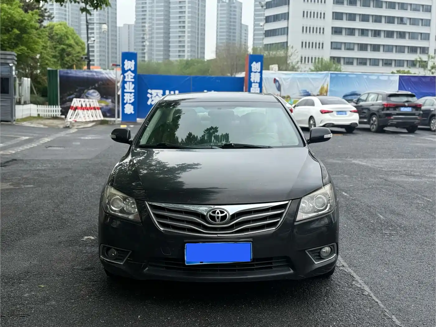 Toyota Camry 2013 200G Classic Luxury Edition фото 2