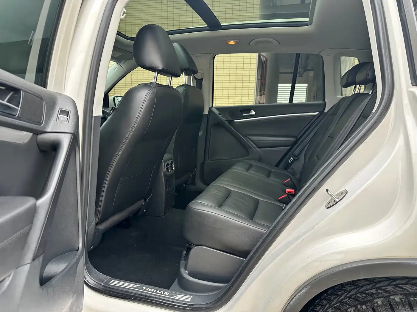 Volkswagen Tiguan 2016 Model 330TSI Automatic 4WD Luxury Edition фото 10