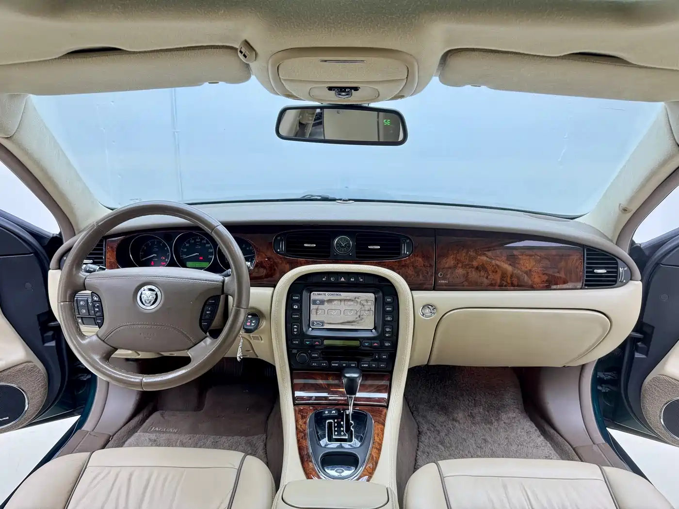 Jaguar XJ 2007 Model XJ6L 3.0 Royal Long Wheelbase фото 16
