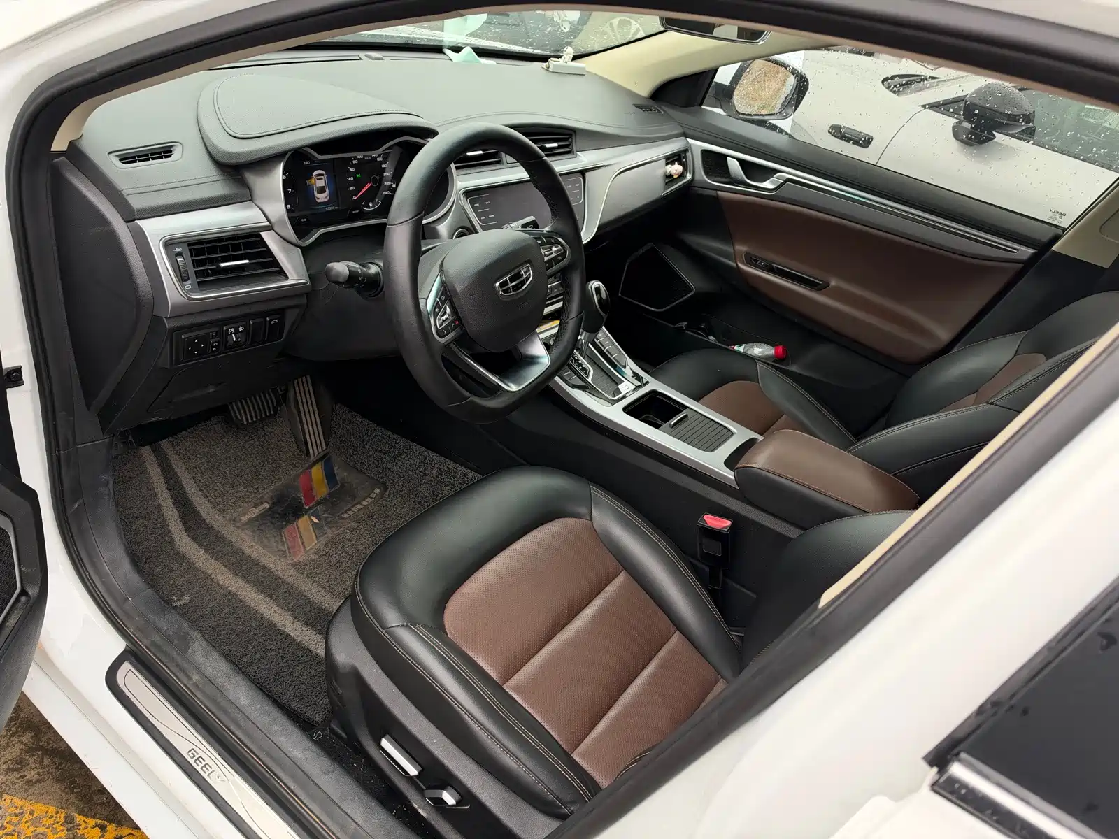 Photo 3 - Geely Emgrand GL