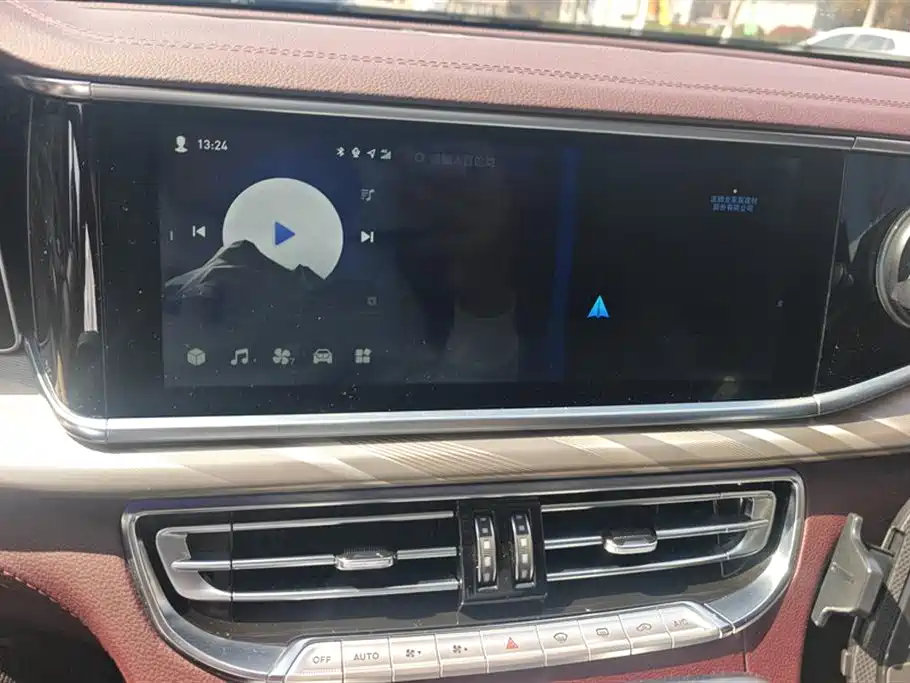 Hongqi H9 2023 Model 2.0T Smart Connect Flagship Edition фото 13