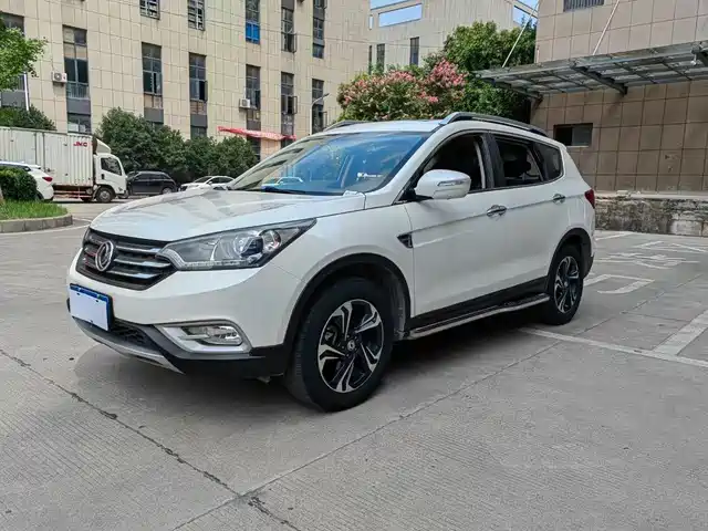  Dongfeng Aeolus Dongfeng Fengshen AX7 2015 2.0L Automatic Smart Joy