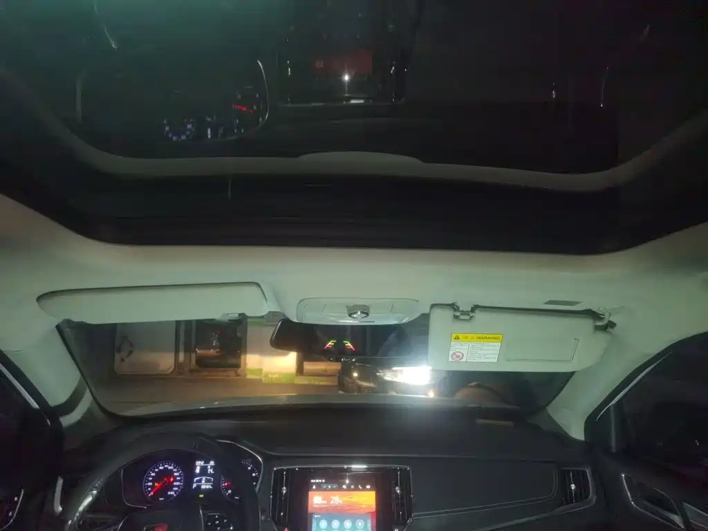 Roewe RX5 2016 2016 20T 2WD Automatic Internet Smart Edition