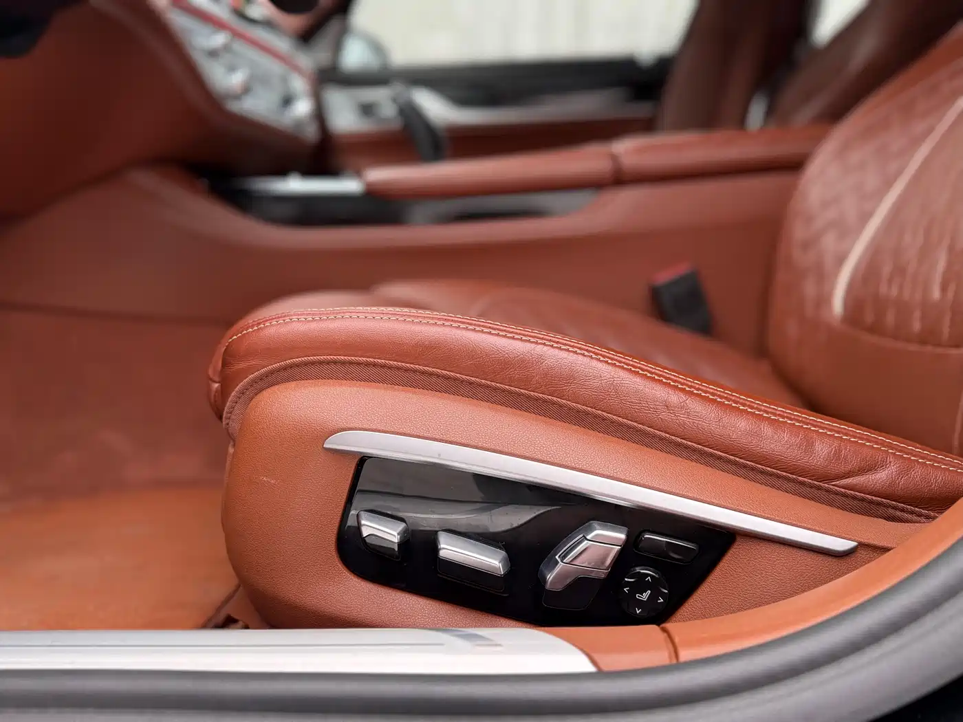 BMW 7 Series 2021 Model 740Li xDrive Executive M Sport Package фото 14