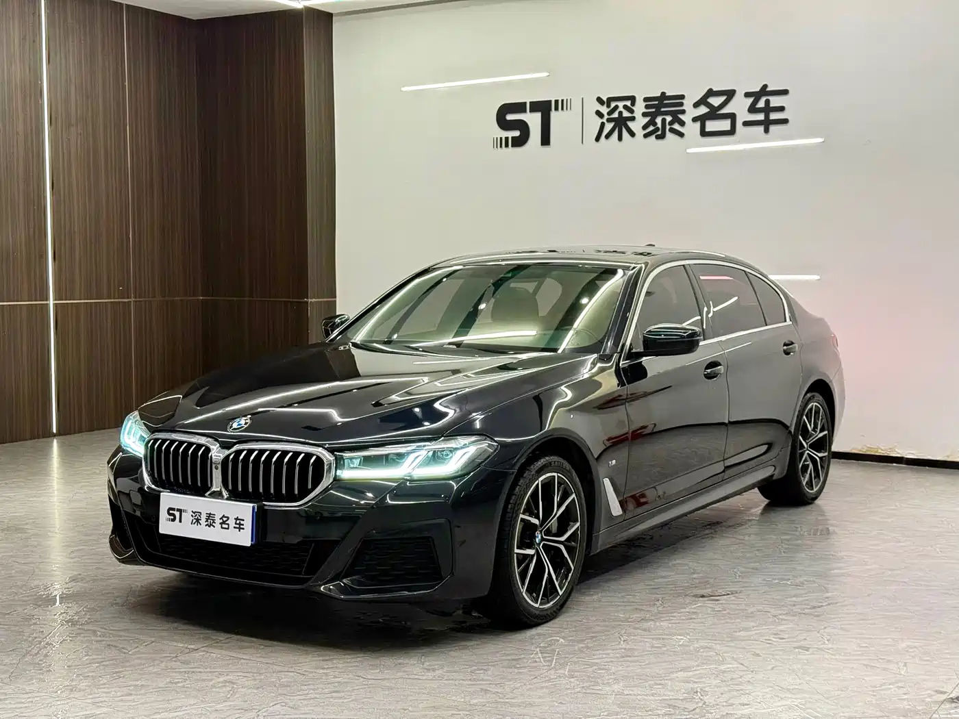 BMW 5 Series 2022 Facelift 530Li Premium M Sport Package