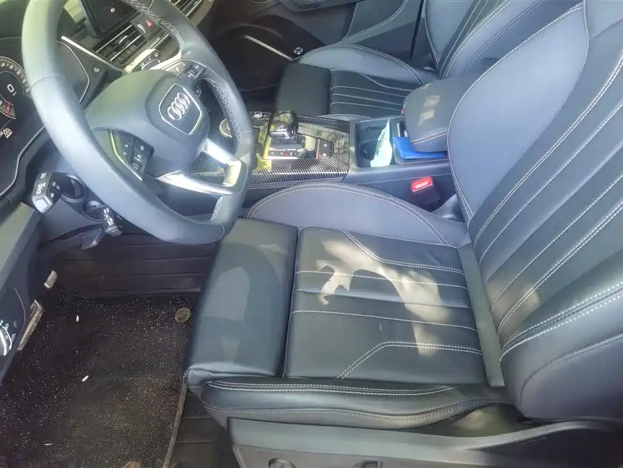 Audi Q5L 2023 40T Luxury Dynamic фото 9