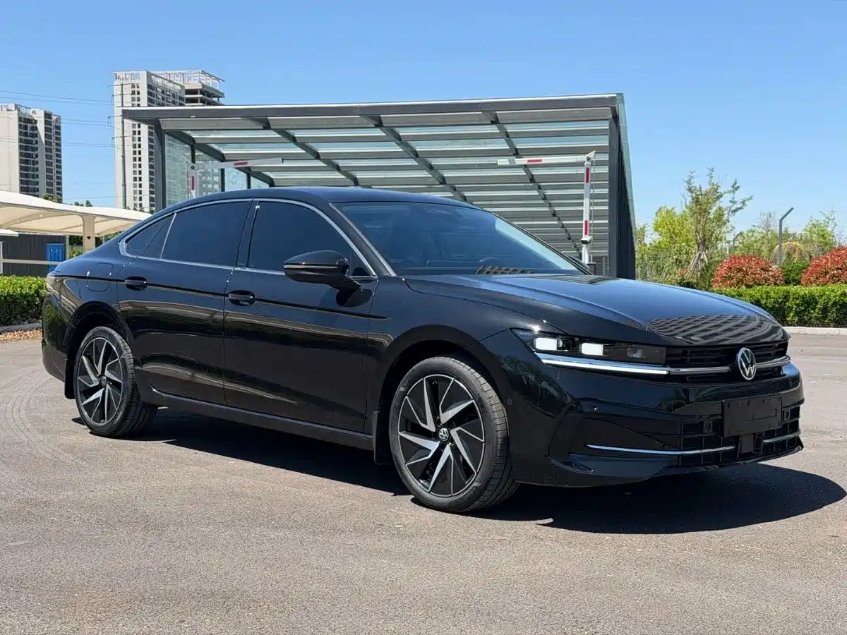Volkswagen Magotan 2024 380TSI DSG Luxury Edition (Daimai Package) фото 3