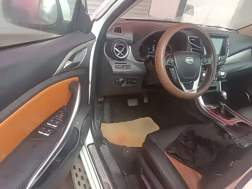 BYD Song 2016 2016 2.0TID Automatic Luxury