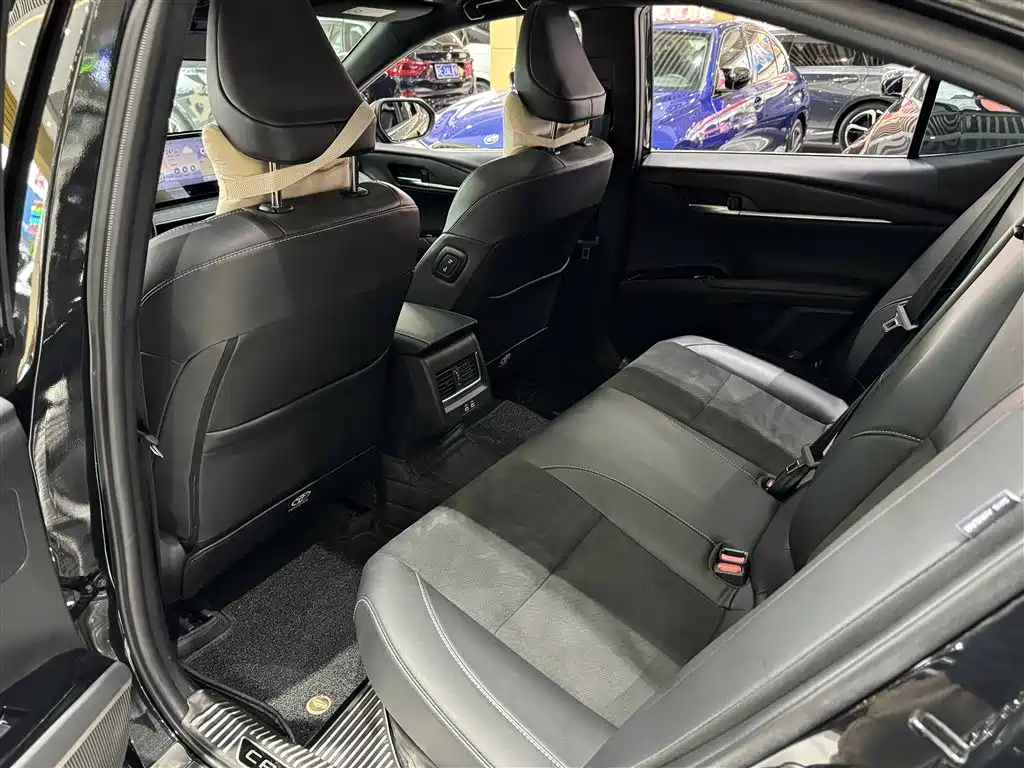 Toyota Camry 2024 Model Dual Hybrid 2.0HXS Sport Plus Edition фото 7