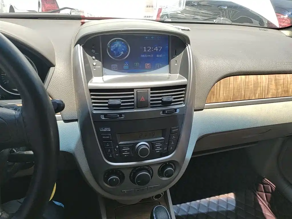 Buick Excelle 2015 1.5L Automatic Classic фото 13