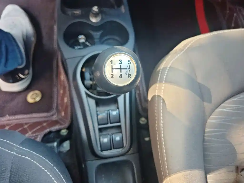 Changan BenBen MINI 2016 2012 1.0L Manual Fashion Edition (China V)