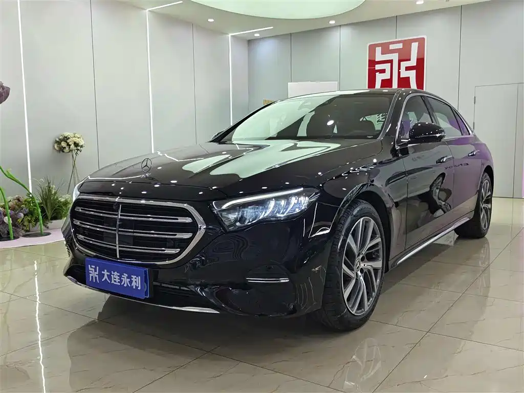 Mercedes-Benz E-Class 2024 E 300 L Fashion