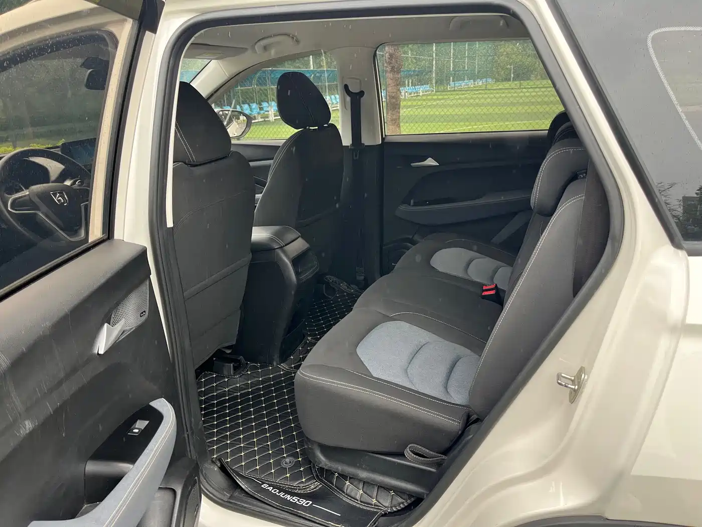 Baojun 530 2019 2019 1.5T Manual Elite (7-seater) China V