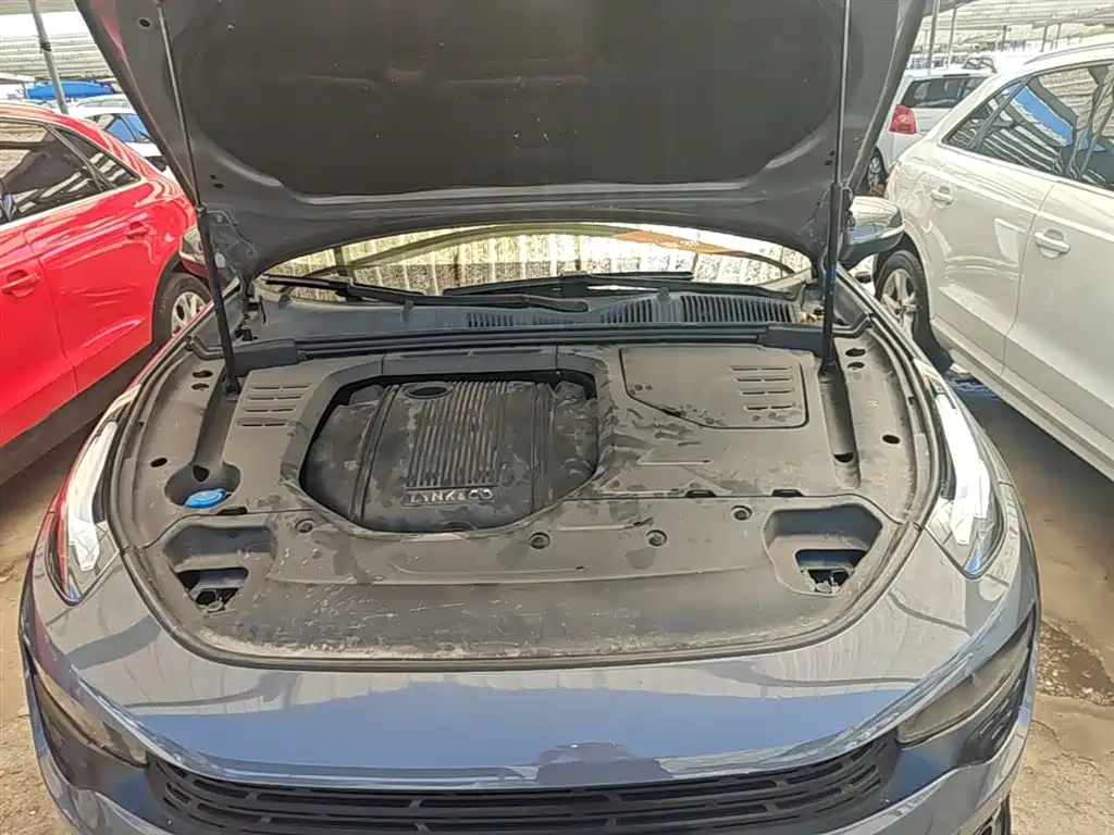 Lynk & Co 02 2018 1.5T DCT 2WD Shine Edition China V фото 20