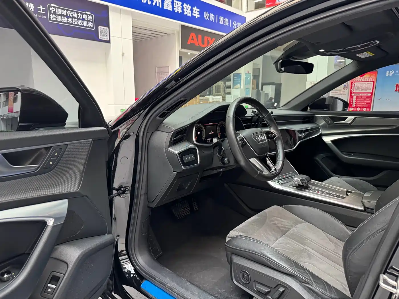 Audi A6L 2021 40 TFSI Luxury Sport фото 9