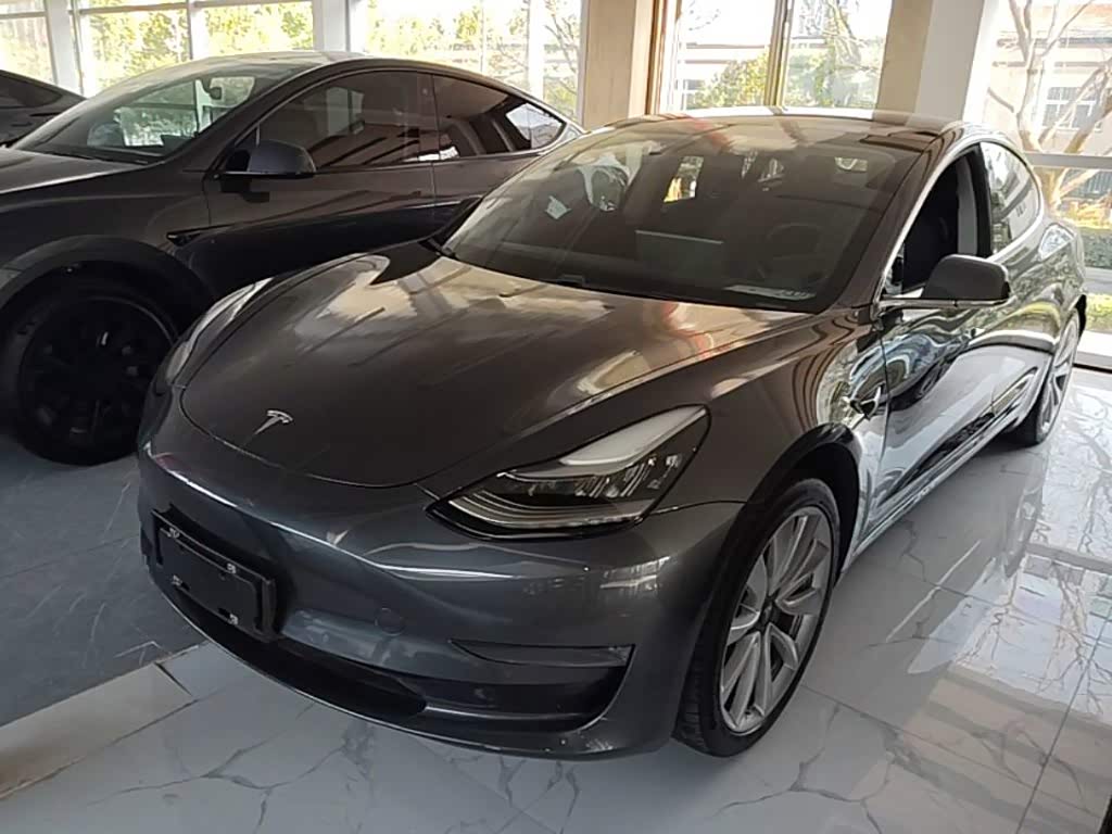 Tesla Model 3 (Import)