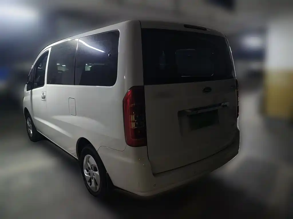 JAC Refine M3 2024 2022 1.5T 7-Seater Standard