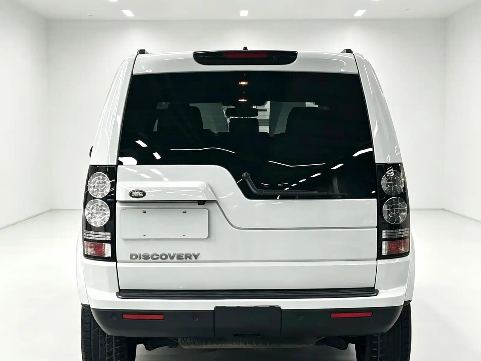 Photo 8 - Land Rover Discovery
