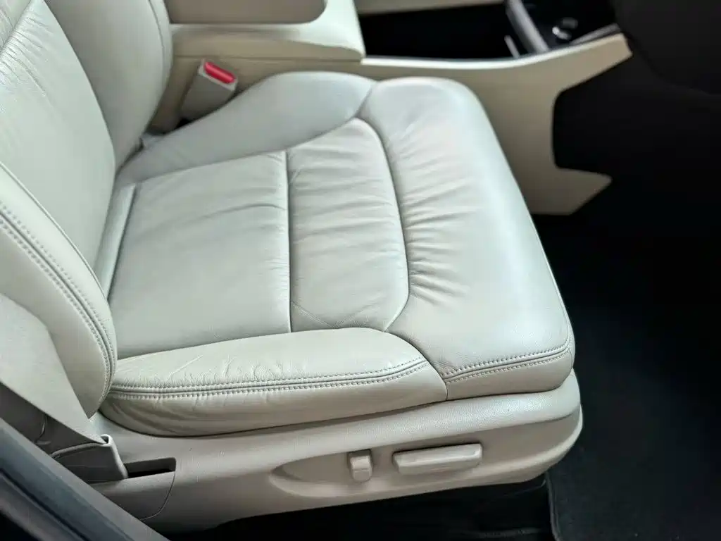 Фото 8 - Honda Odyssey