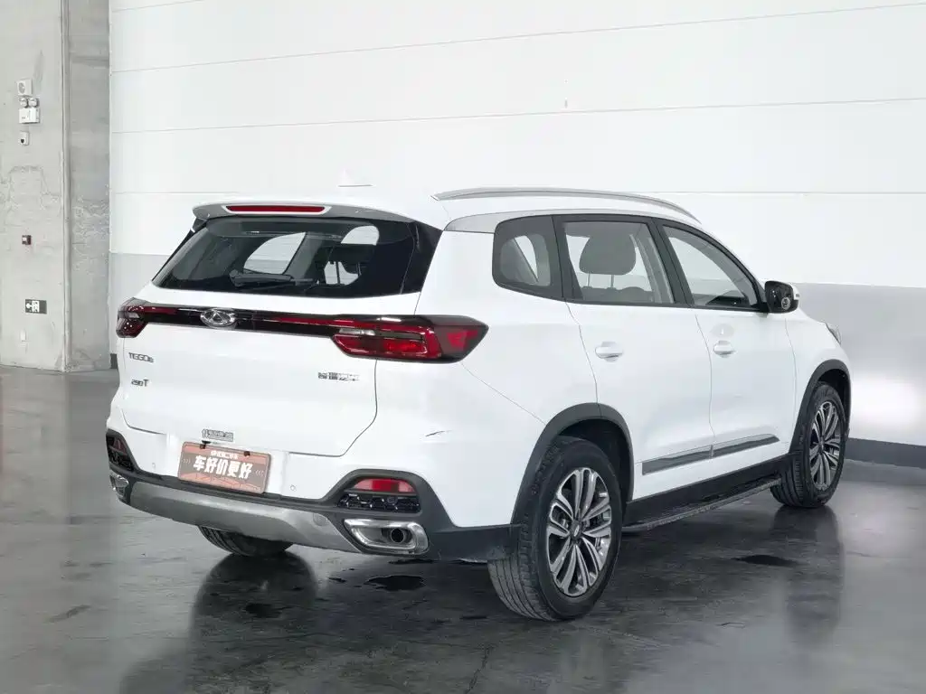 Photo 2 - Chery Tiggo 8