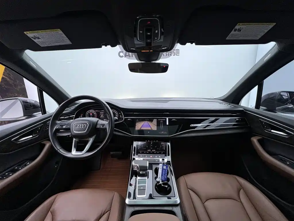 Audi Q7 2020 55 TFSI quattro Black Warrior Exclusive Edition фото 15