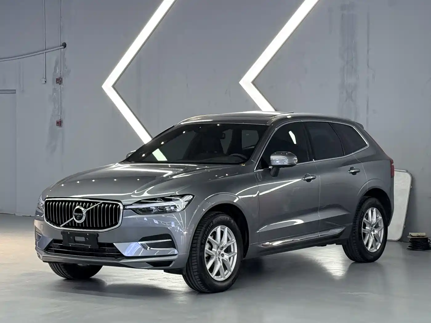 Volvo XC60 2021 T5 AWD Momentum