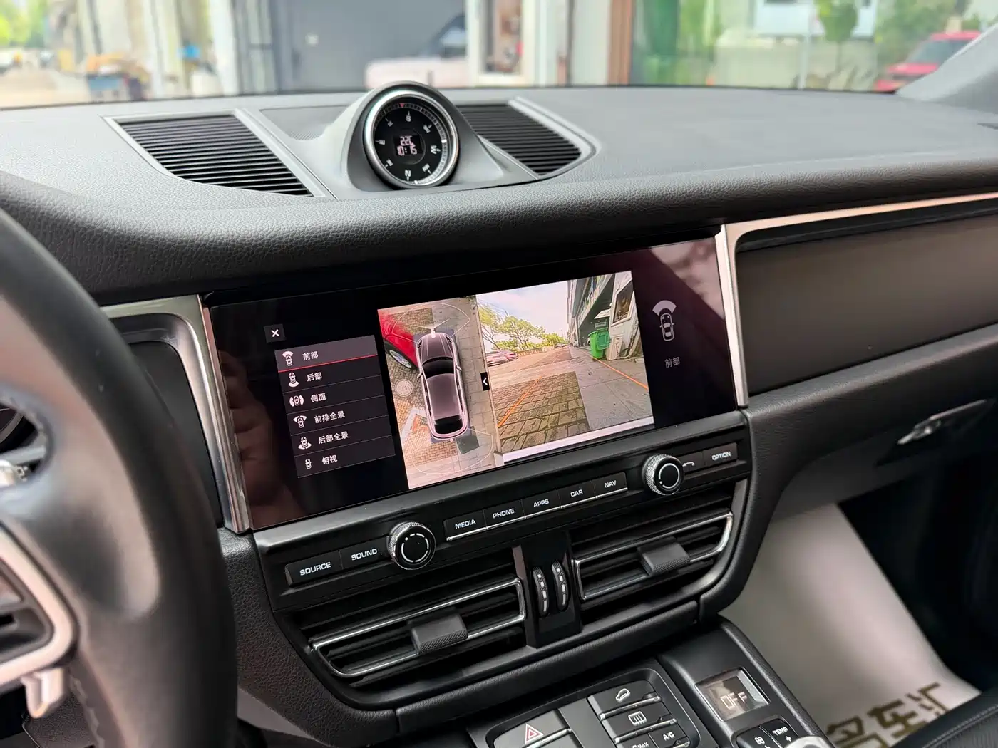 Porsche Macan 2018 Macan 2.0T фото 15