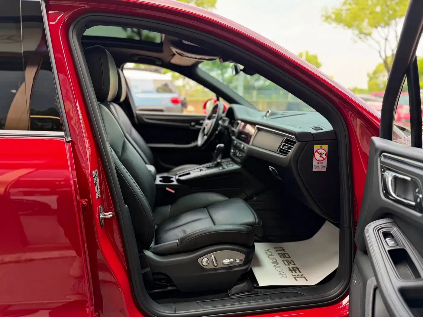 Porsche Macan 2018 Macan 2.0T фото 22