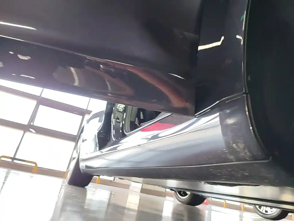 Tesla Model 3 2026 2025 Model Year Facelift Rear-Wheel Drive