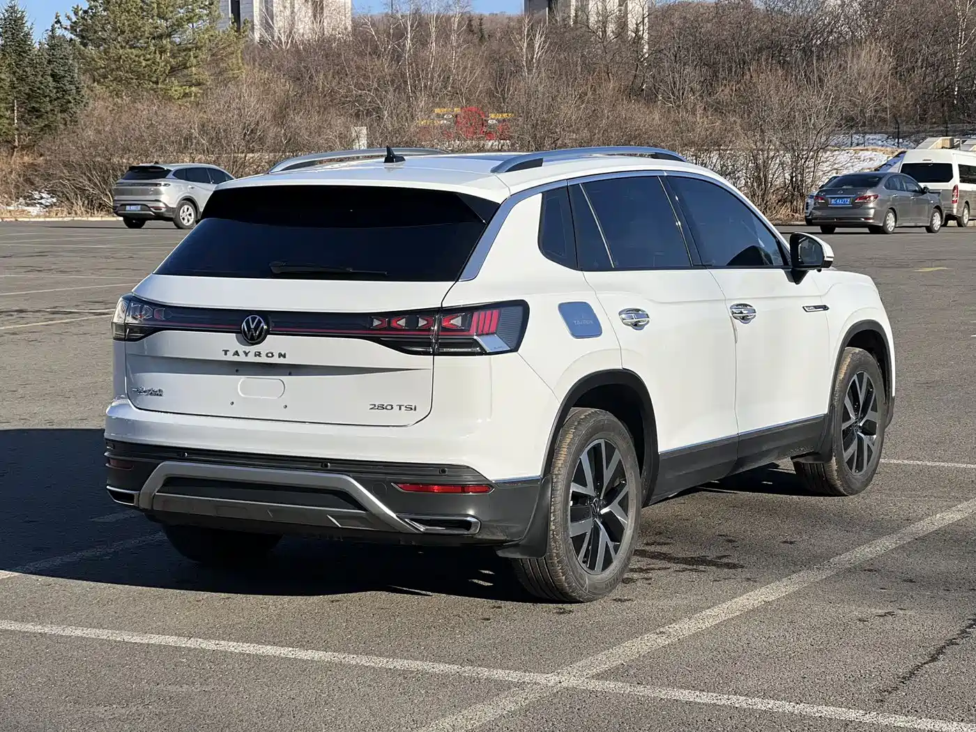 Volkswagen Tayron 2023 280TSI 2WD Luxury Plus Advanced Edition фото 13