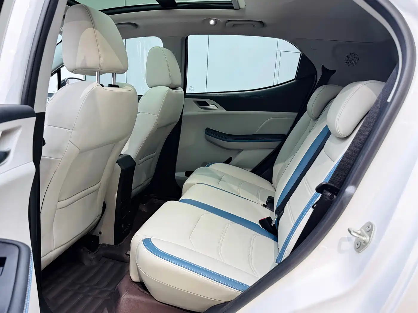 BYD Yuan Pro 2023 401KM Premium фото 10