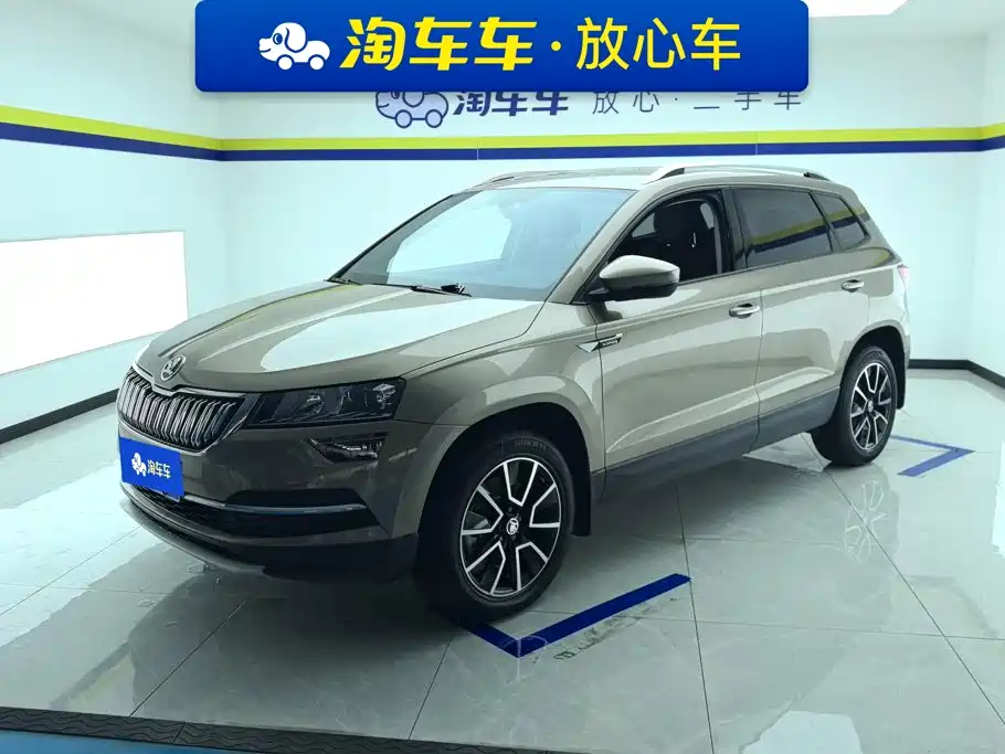 Photo 1 - Škoda Karoq