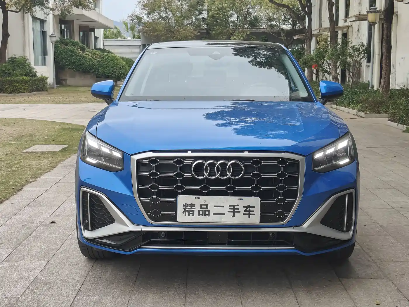 AUDI Q2L