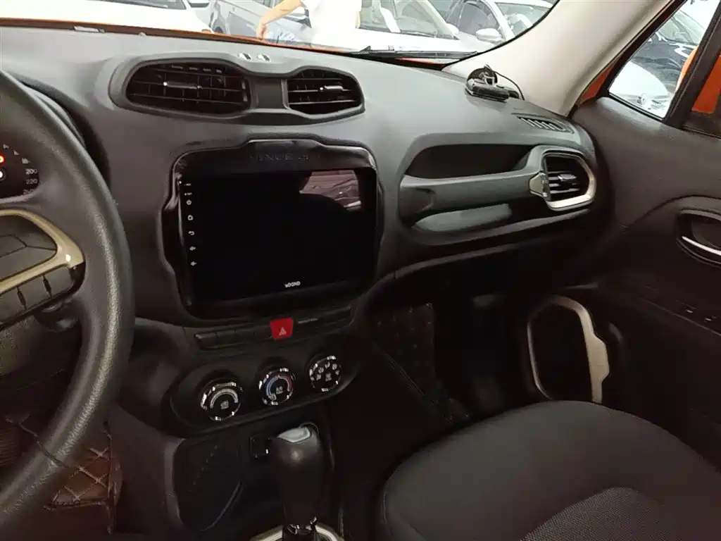 Jeep Renegade 2016 2016 1.4T Automatic Kinetic Edition