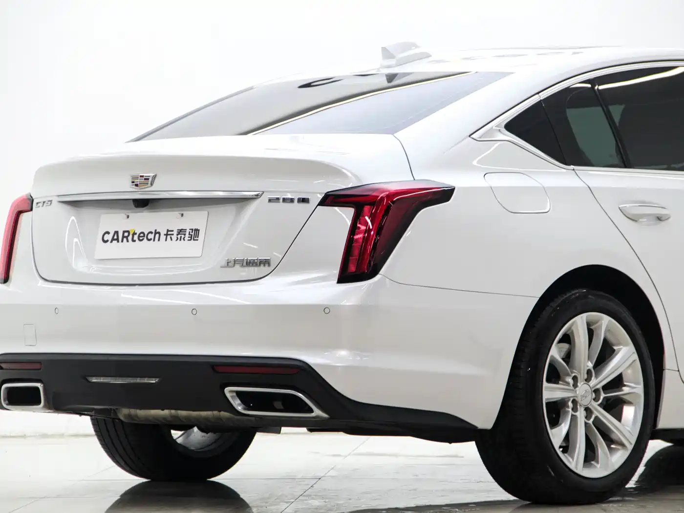 Cadillac CT5 2024 28T Luxury Model Pro фото 27