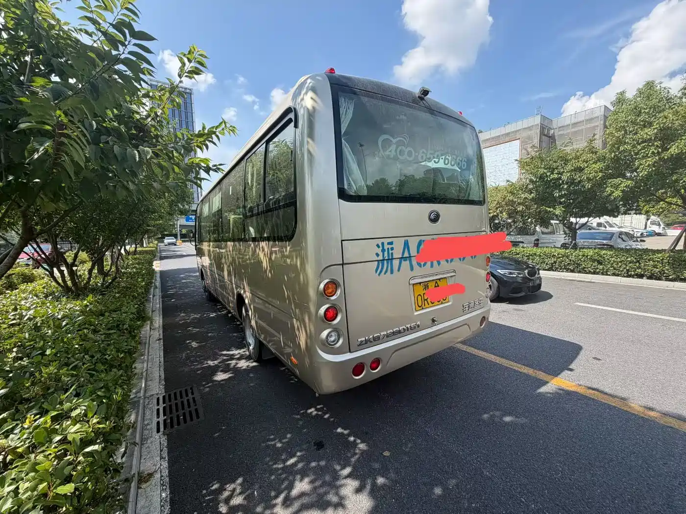 Yutong T7 2017 2017 2.8T Diesel Manual Luxury Edition