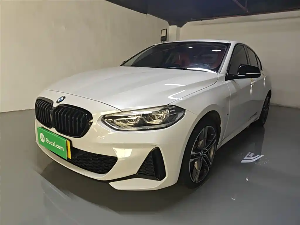 BMW 1 Series 2021 Facelift 125i M Sport Shadow Edition фото 2
