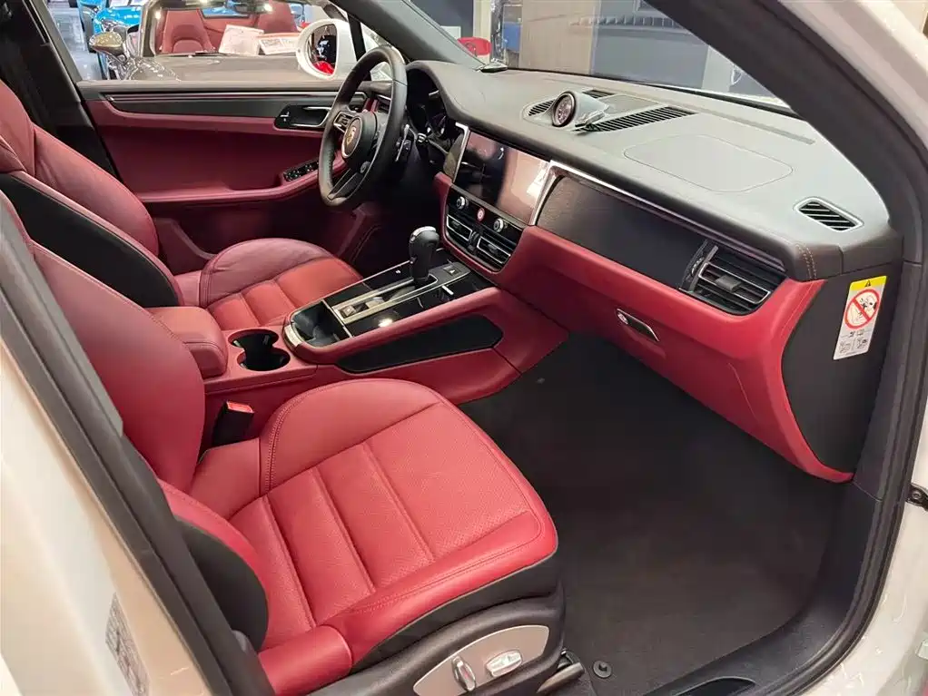 Porsche Macan 2023 Macan GTS 2.9T фото 15