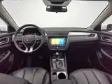 Фото 5 - Roewe i5
