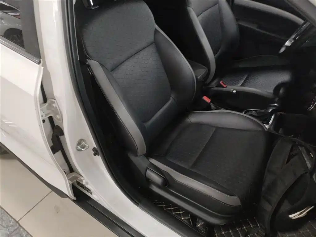 Kia KX1 2019 1.4L Automatic Fun Edition China V фото 16