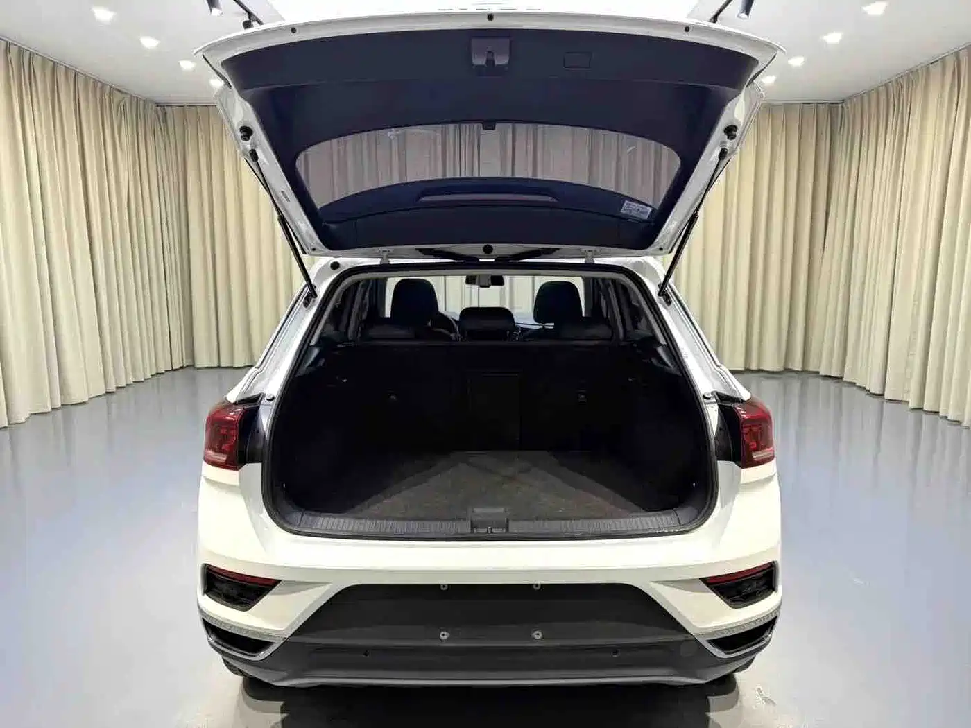 Volkswagen T-ROC 2022 280TSI DSG 2WD Comfort PLUS фото 12