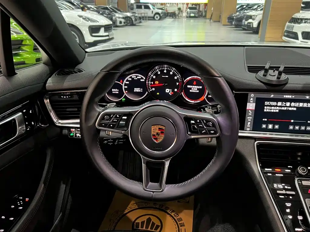 Porsche Panamera 2017 Panamera 3.0T фото 8