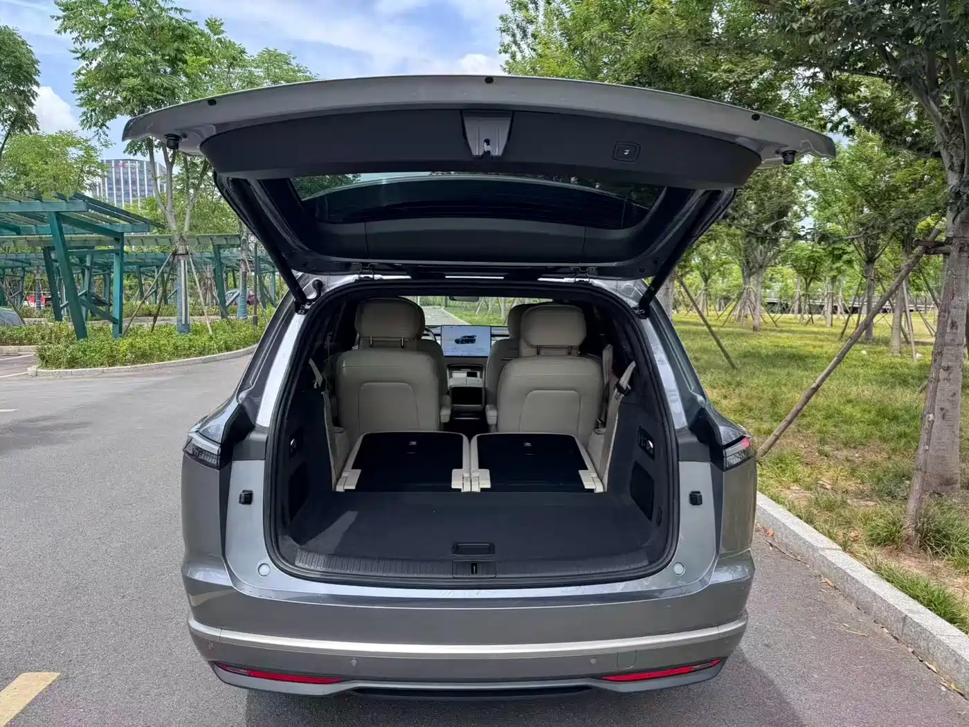 Ledao L90 2025 2025 AWD Base Model