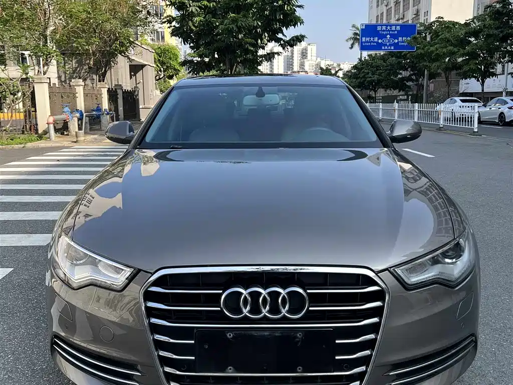Audi A6L 2014 30 FSI Comfort фото 15