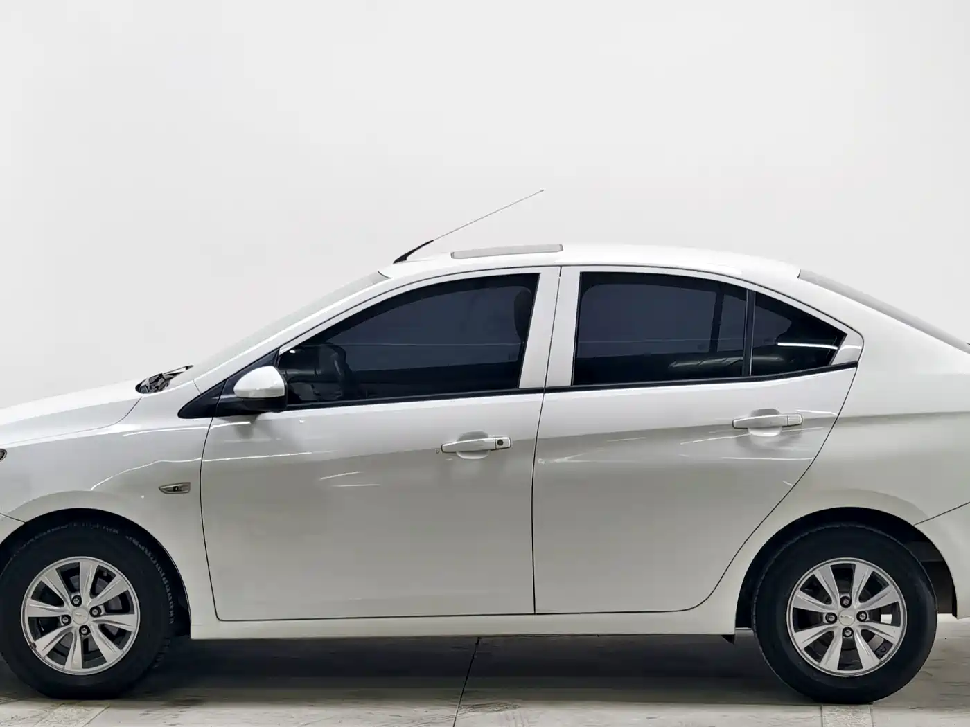 Photo 7 - Chevrolet Sail