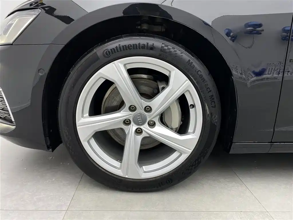 Audi A6L 2021 45 TFSI quattro Exclusive Elegance фото 36