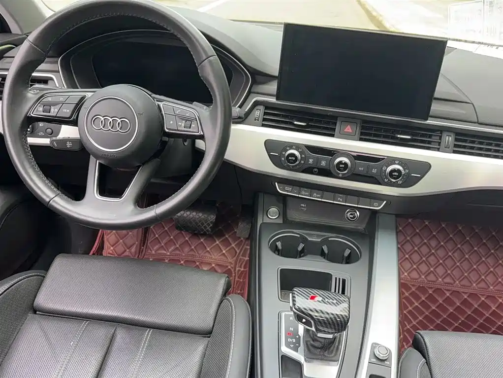Audi A4L 2020 40 TFSI Fashion Dynamic Edition фото 17