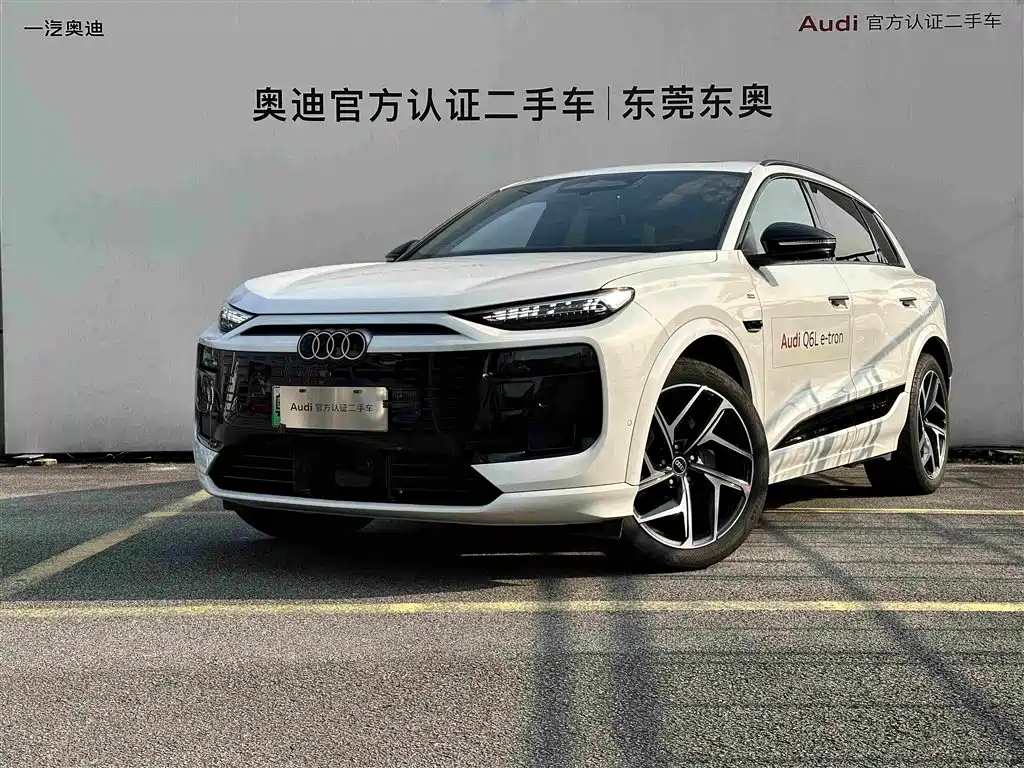 Фото 1 - Audi Q6L e-tron