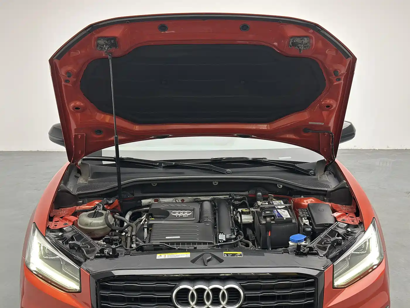 Audi Q2L 2018 35 TFSI Launch Exclusive Edition China VI фото 13