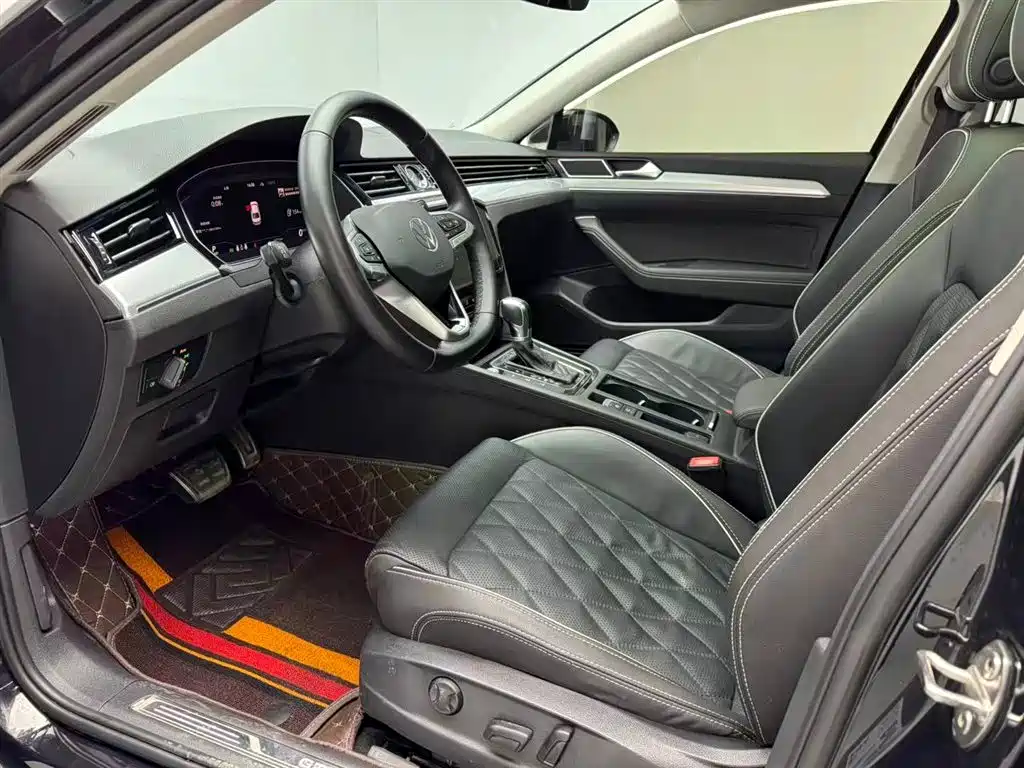 Volkswagen Magotan GTE Plug-in Hybrid 2022 GTE Luxury фото 5